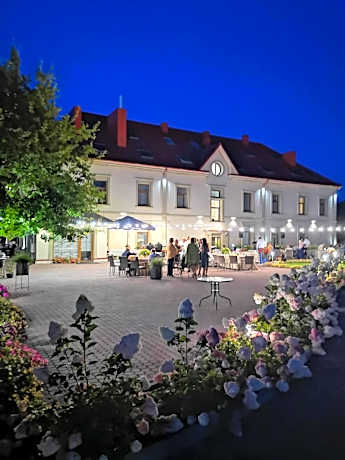 Central Hotel Radviliškis