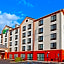 Holiday Inn Express Hotel & Suites Meadowlands Area