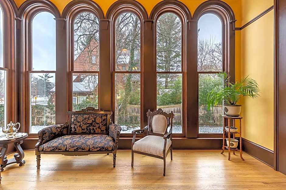 Steele Mansion Inn & Gathering Hub