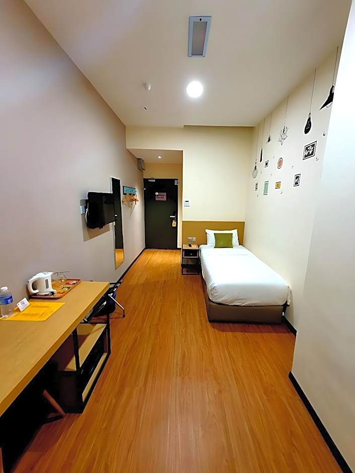 Qbic Hotel