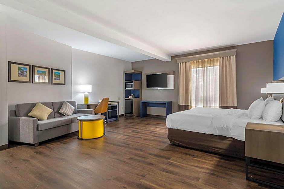 Comfort Suites Macon Northwest