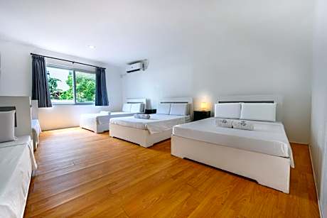 Superior Family Room