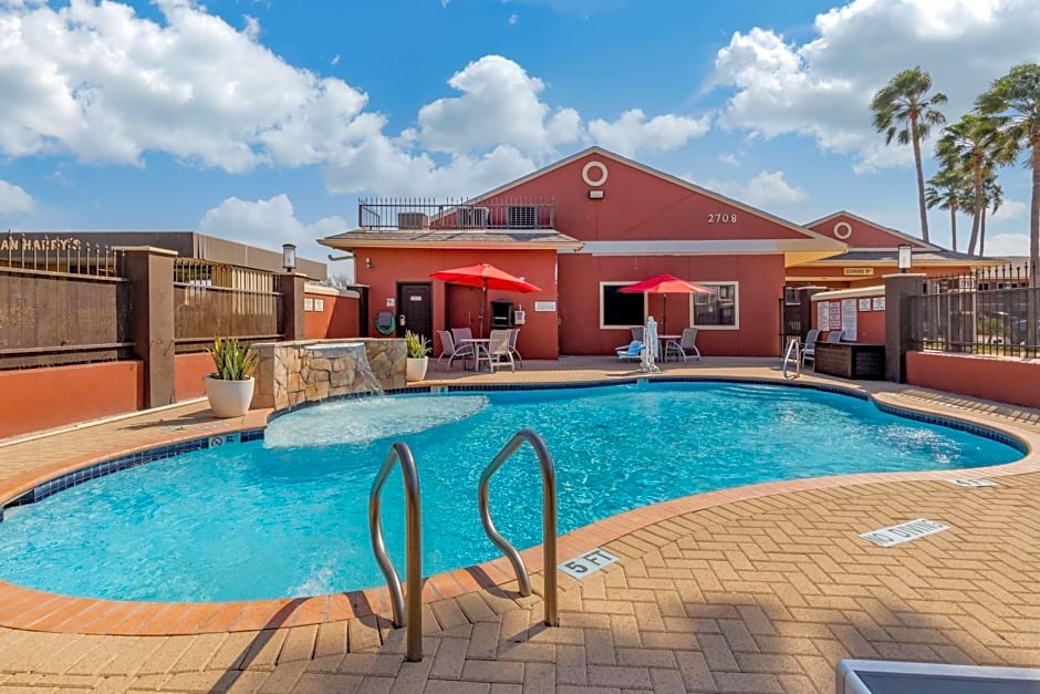Best Western PLUS Edinburg Inn & Suites