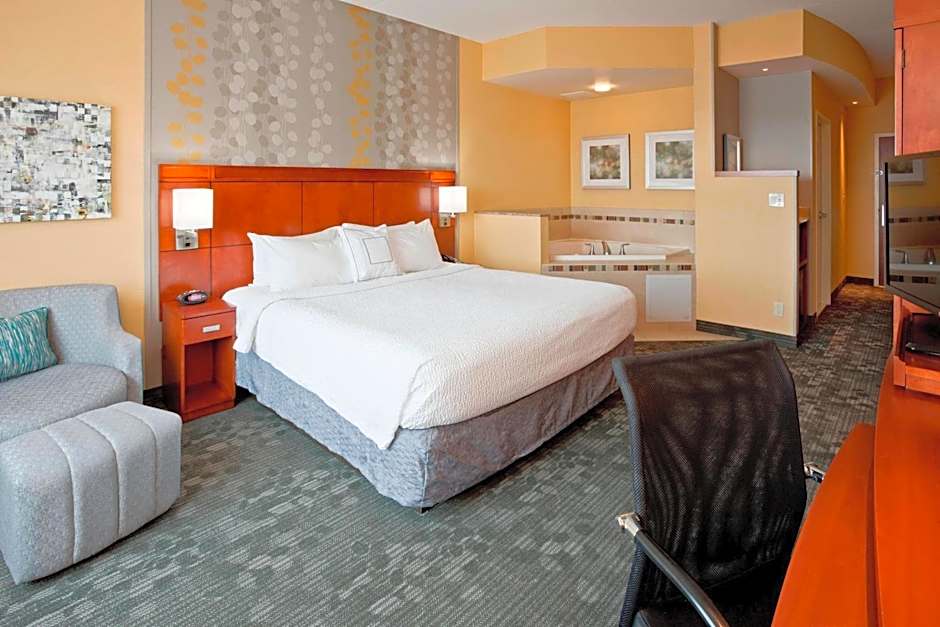 Courtyard by Marriott Minneapolis Maple Grove/Arbor Lakes