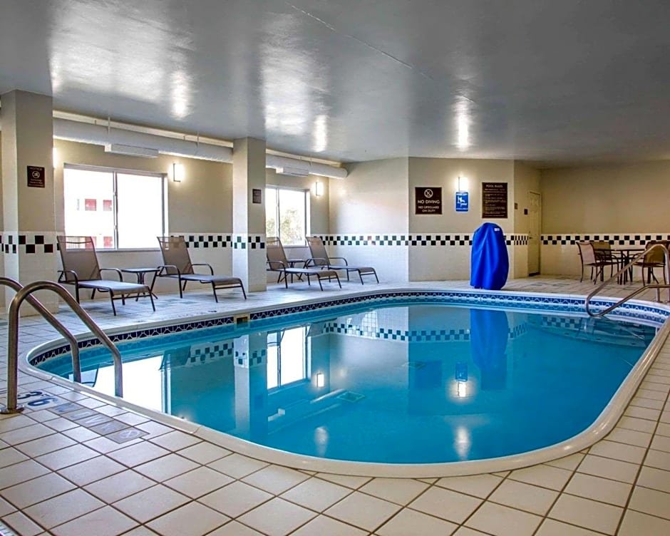 Comfort Suites Columbus West - Hilliard