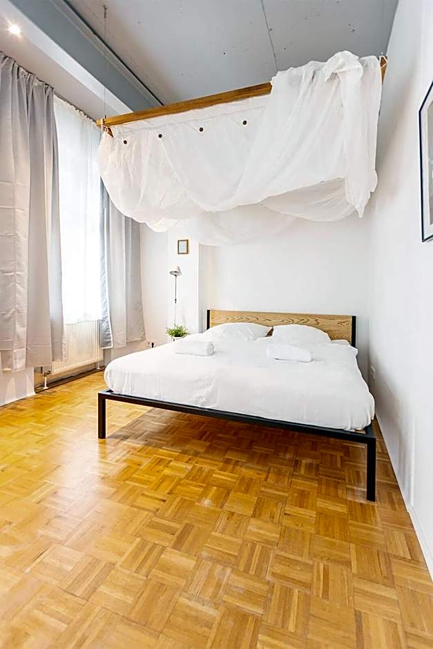 Green Residence Boutique Lofts & Villa am Park
