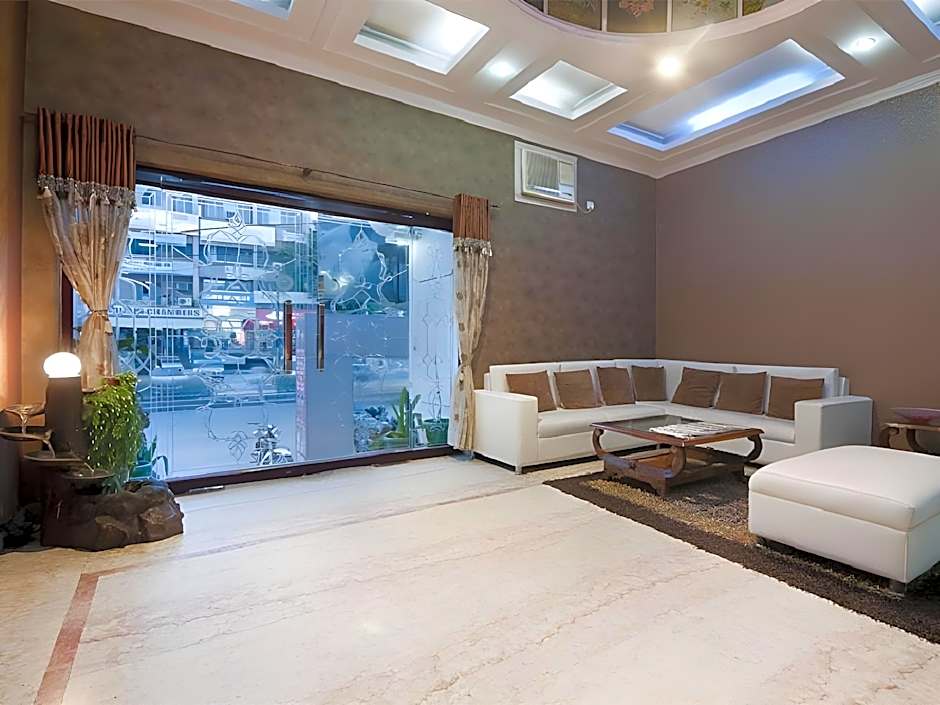 Photo 1 of 24 of Hotel Ashoka International