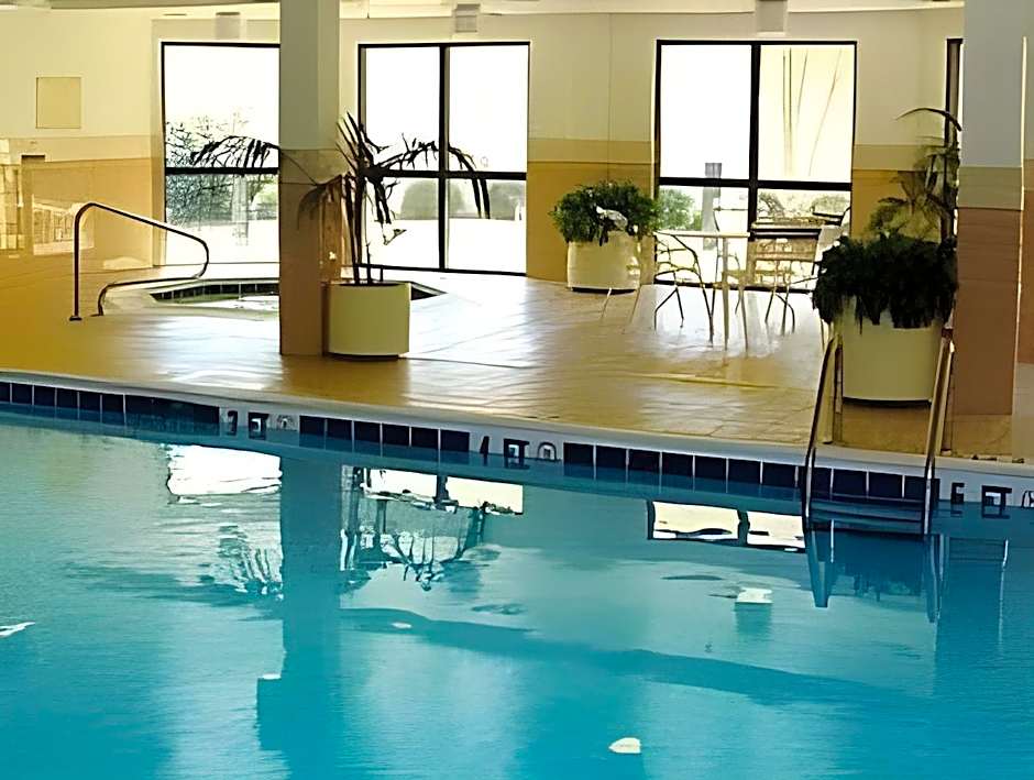 Courtyard by Marriott Bowling Green Convention Center