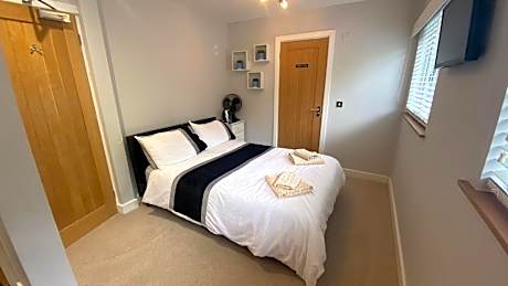 Comfort Triple Room with Shower