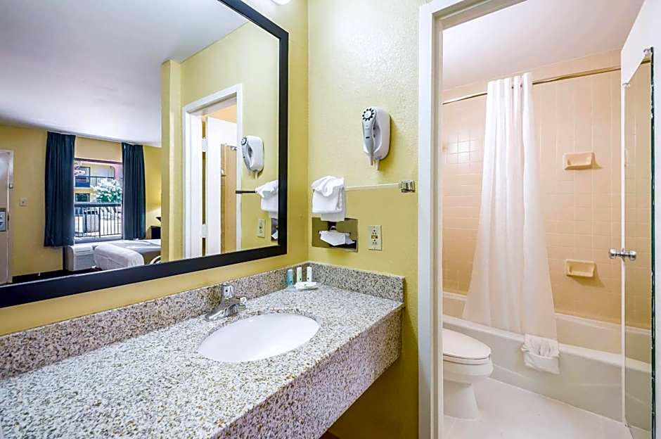 Quality Inn Fredericksburg-Central Park Area