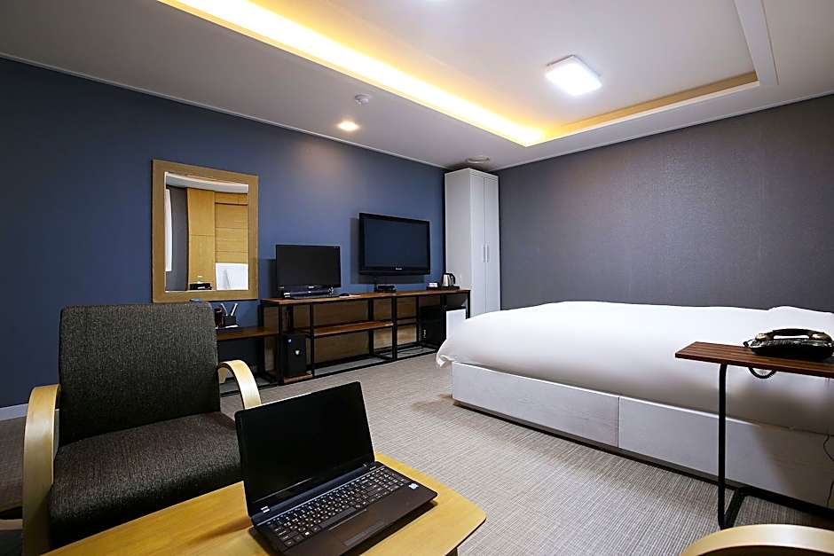 Rex Hotel Cheonan