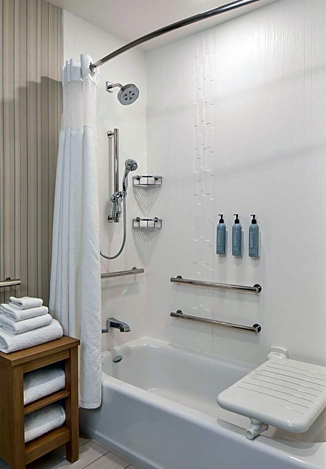 Courtyard by Marriott Albany Troy/Waterfront