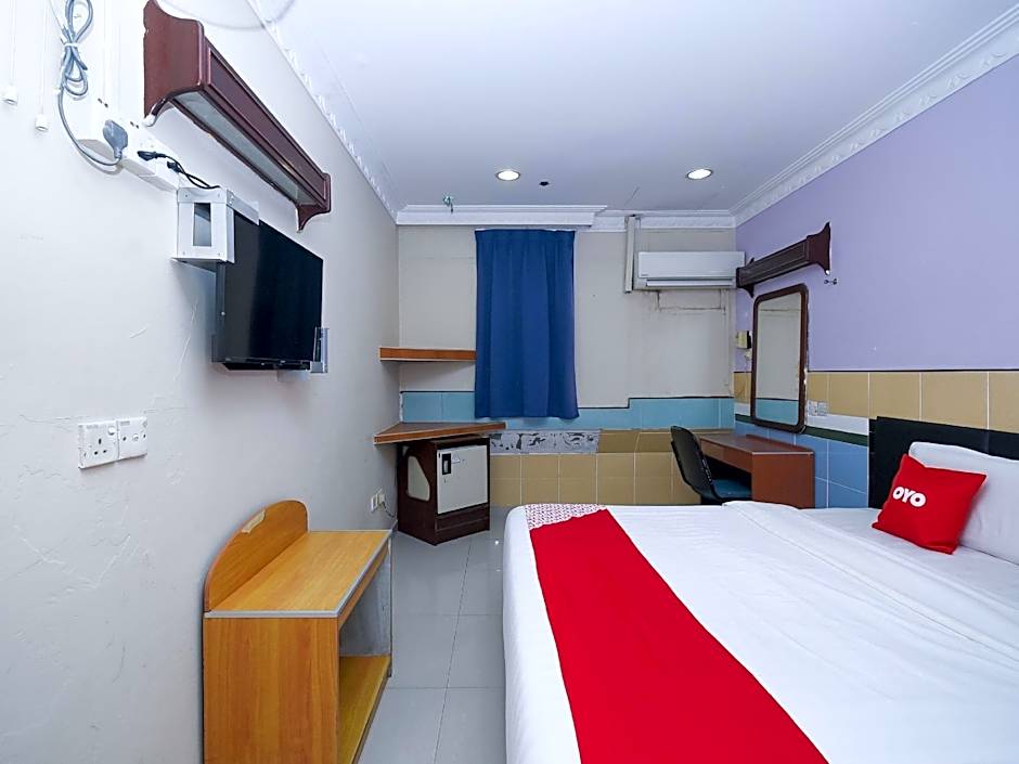 COSY INN