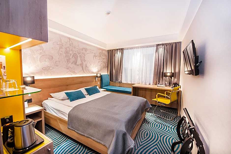Photo 1 of 4 of Premier Business Double Room