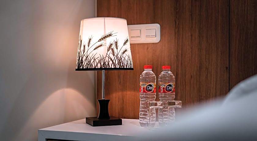 Tree Homestay Mitra RedDoorz