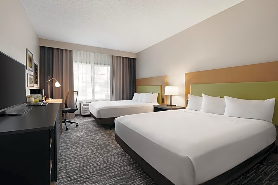 Country Inn & Suites by Radisson, Detroit Lakes, MN