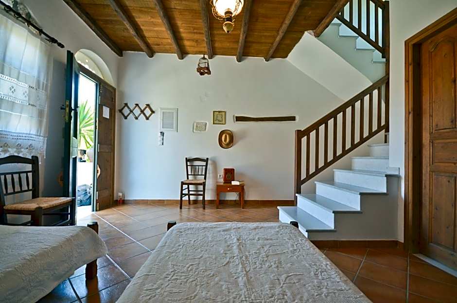 Naxos Filoxenia Hotel