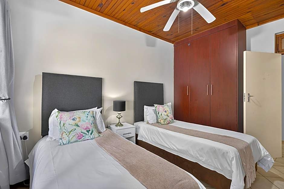 Fisherman's 6-Bedroom Family Home