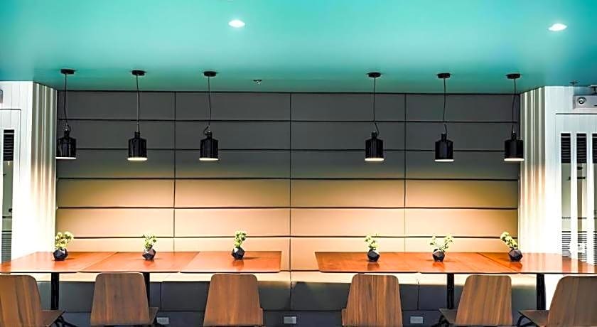 Avior Hotel