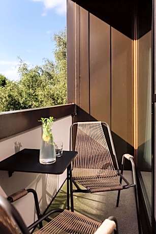 Junior Suite with Balcony