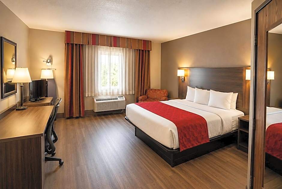 Ramada by Wyndham Platte City KCI Airport