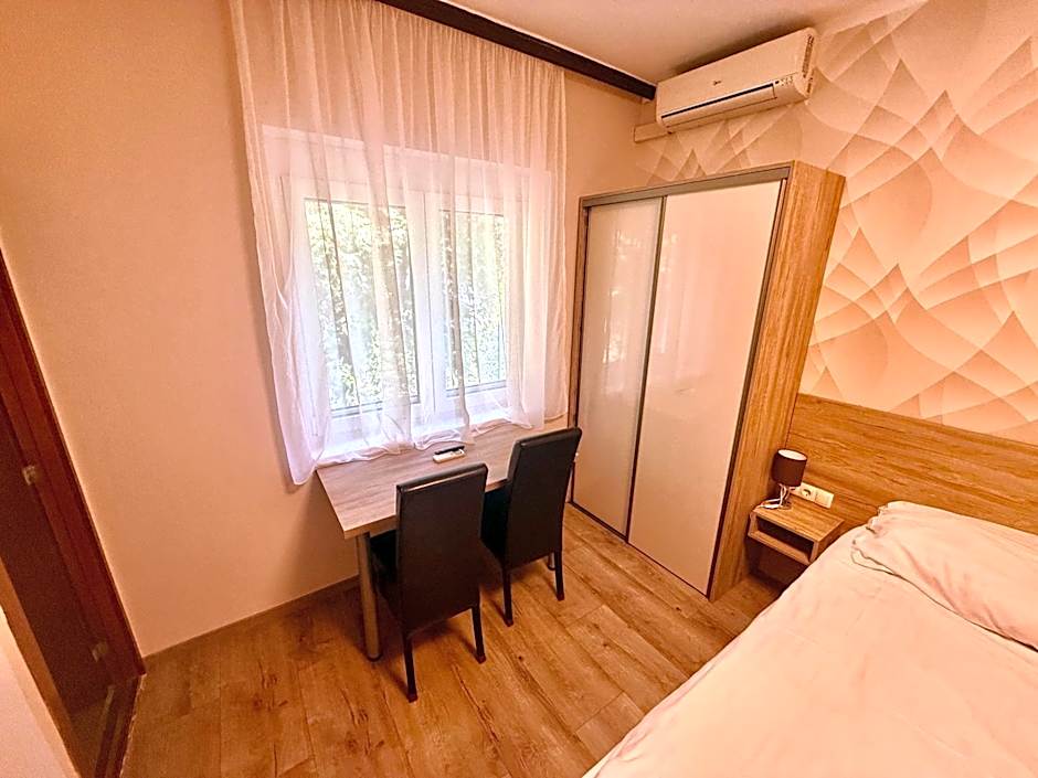 See Vendégház - Siófok