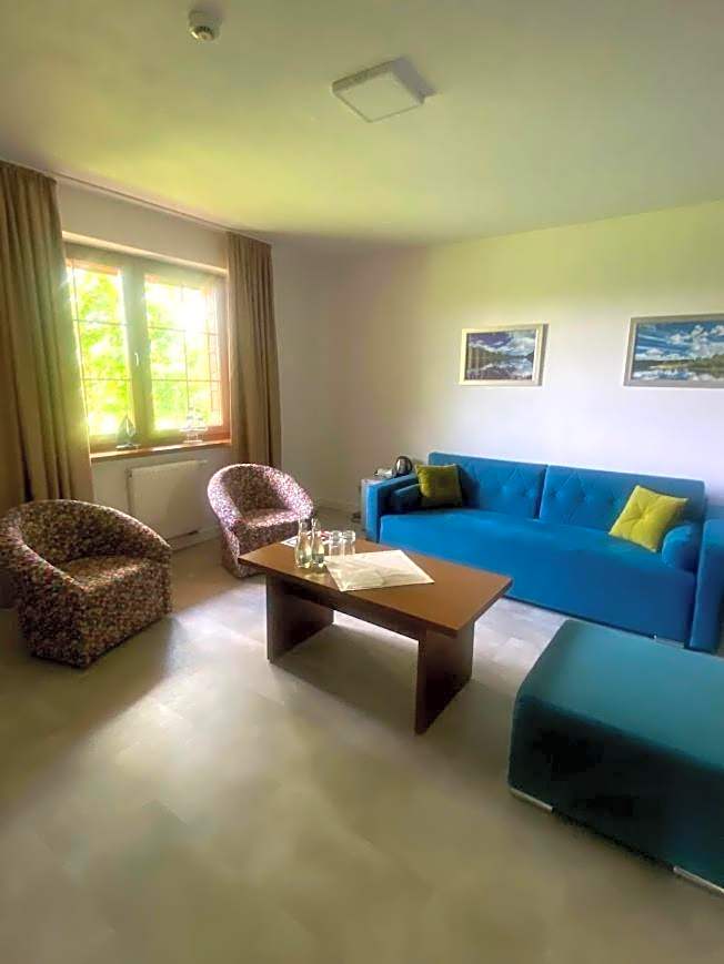 HOTEL CICHA WODA NIEPORĘT