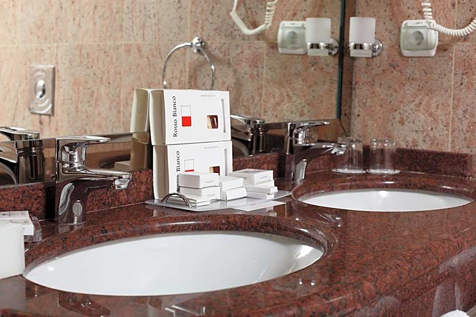 Crowne Plaza Hotel Minsk