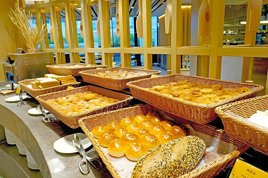 voco Guangzhou Shifu By IHG