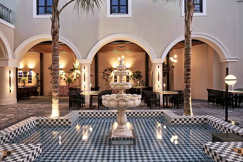 Katikies Garden Santorini - The Leading Hotels Of The World