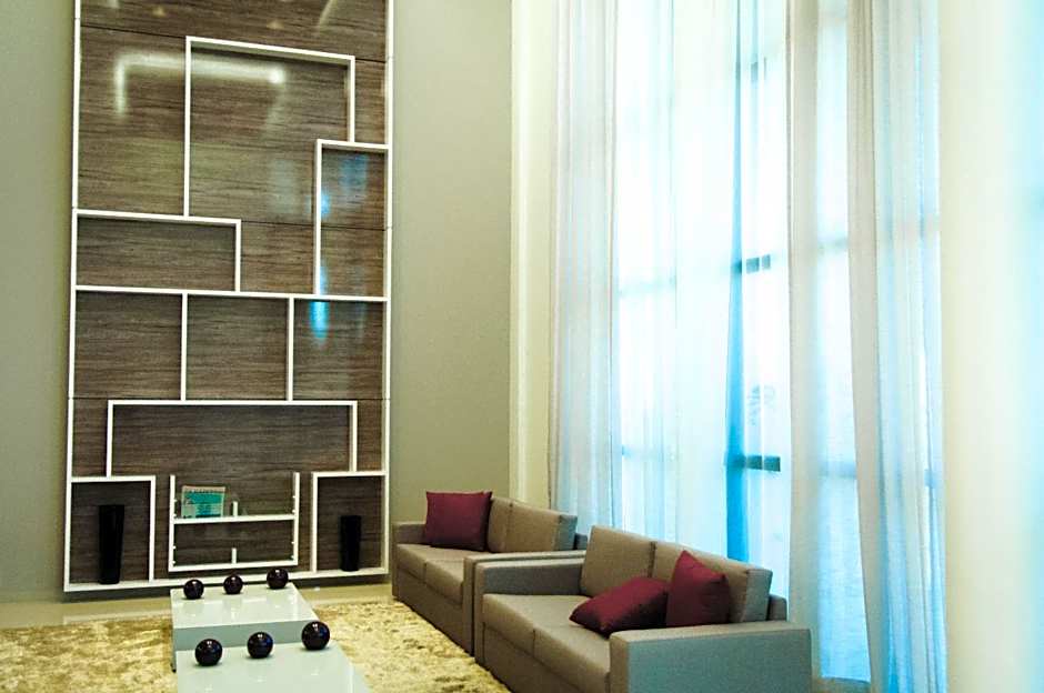 Nobile Suites Gran Lumni