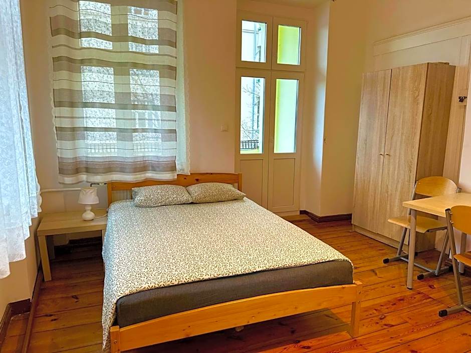 Lilia House