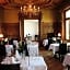 Hotel & Restaurant Schloss Schwandegg