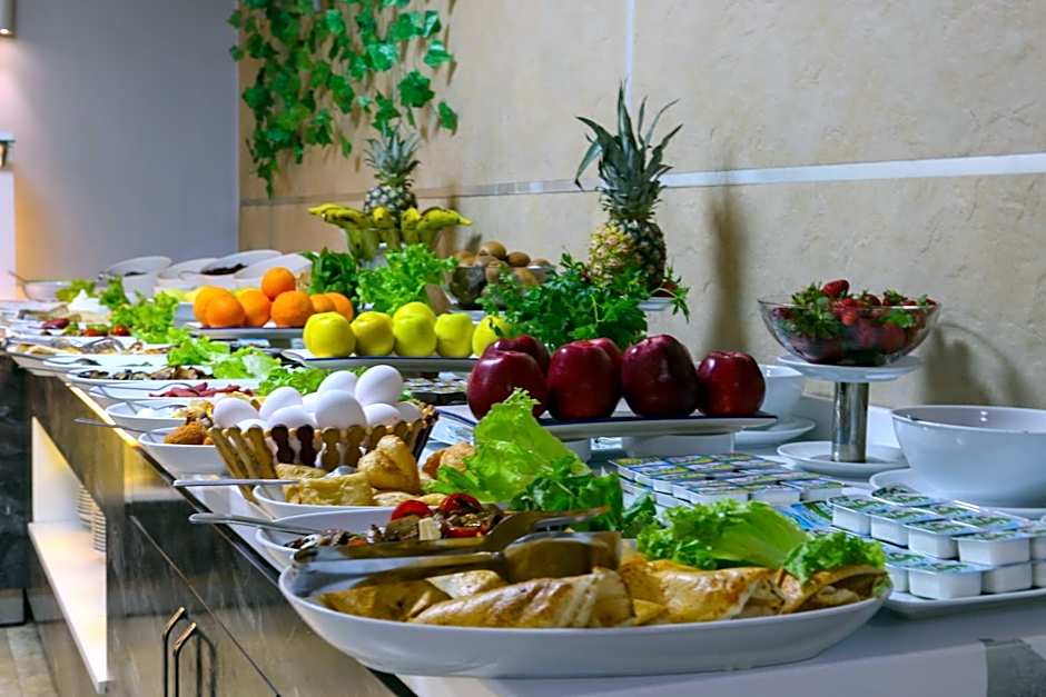 Grand Zara Hotel