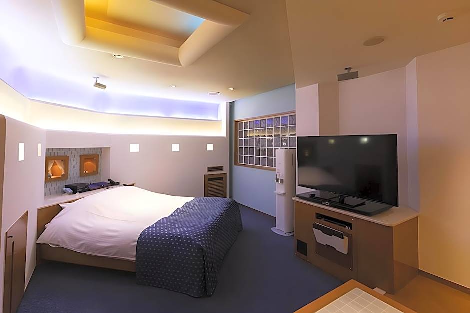 WATER HOTEL Cy (Audlt Only)