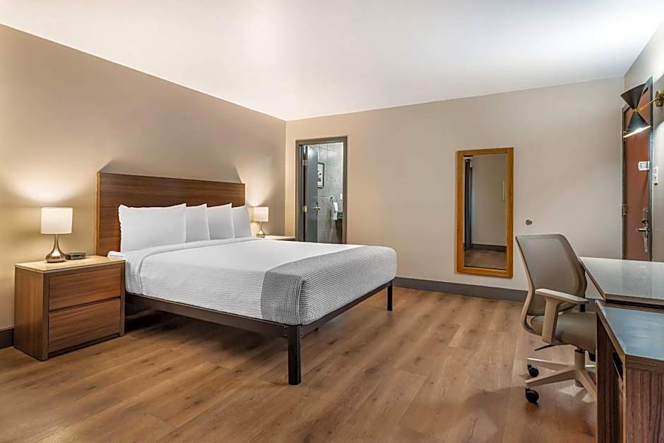 La Luna Inn, an Ascend Collection Hotel