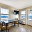 Commander Hotel & Suites