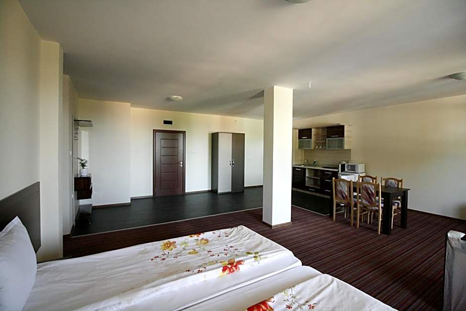 Hotel Marant