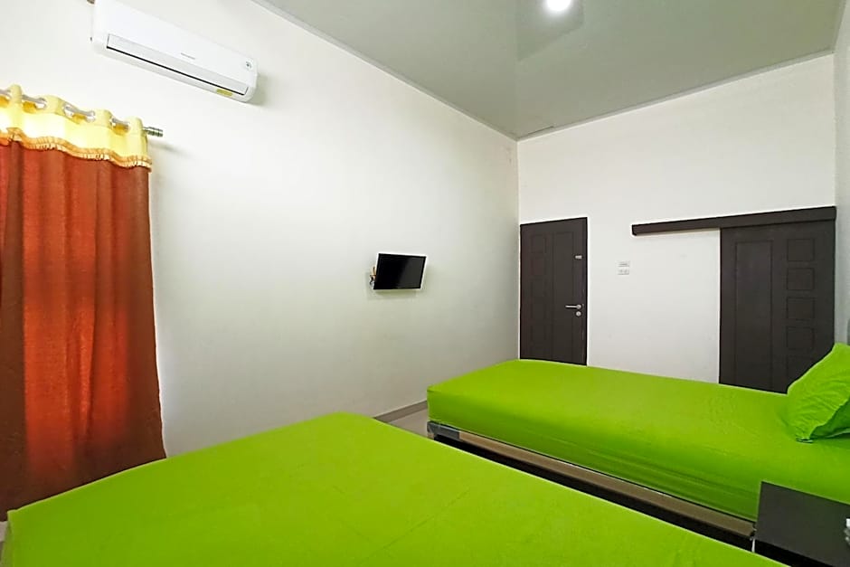 RedDoorz near Taman Merdeka Metro Lampung