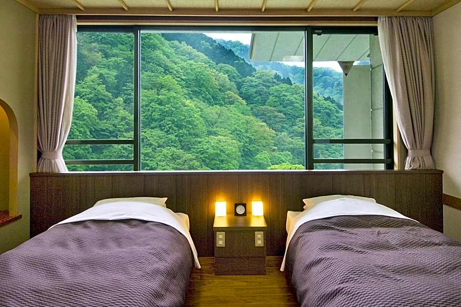 Nikko Senhimemonogatari