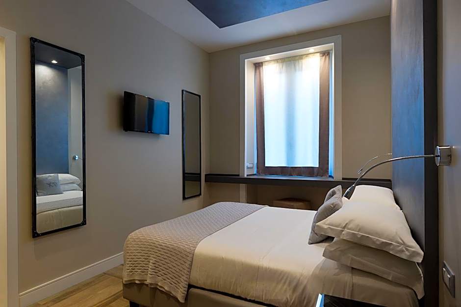 Photo 1 of 11 of Small Double Room