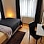 Hotel Exquisite