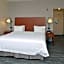 Hampton Inn By Hilton And Suites Bakersfield North-Airport