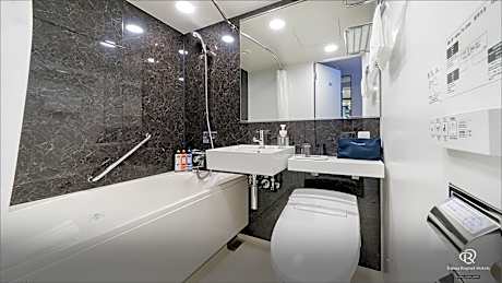 Female Single Room - Non-Smoking