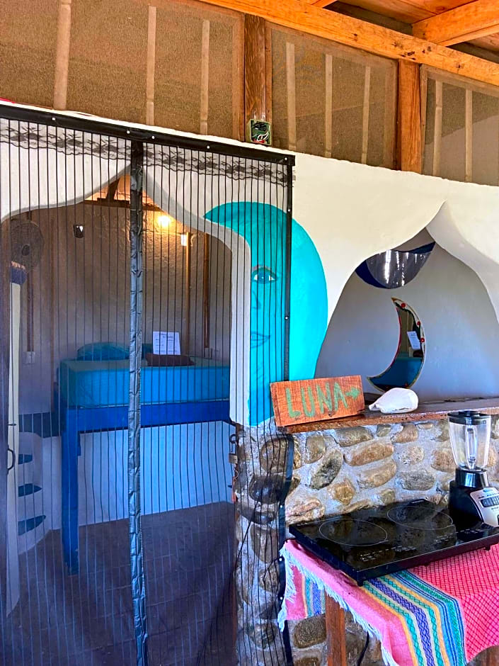 Mixtli Ecohouse, Habitaciones Sol & Luna - Starlink Internet