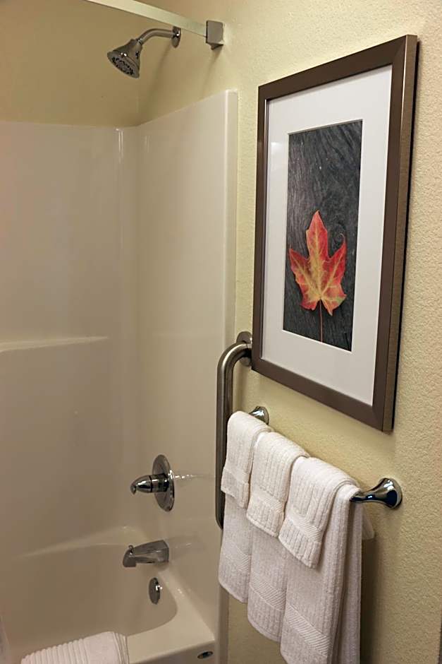 Candlewood Suites Bloomington By IHG