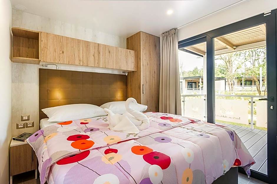 Premium Camping Homes Santa Marina, Lanterna