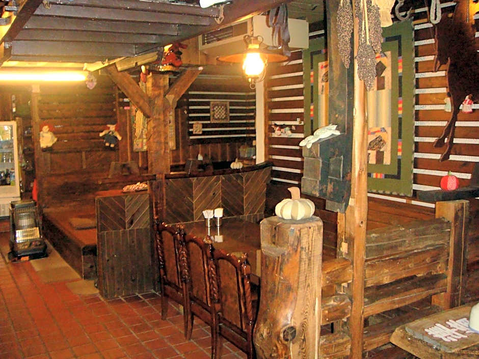 Hunter Lodge