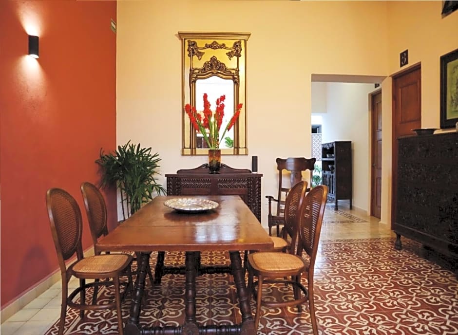 Hotel & Hostal Boutique Casa Garza