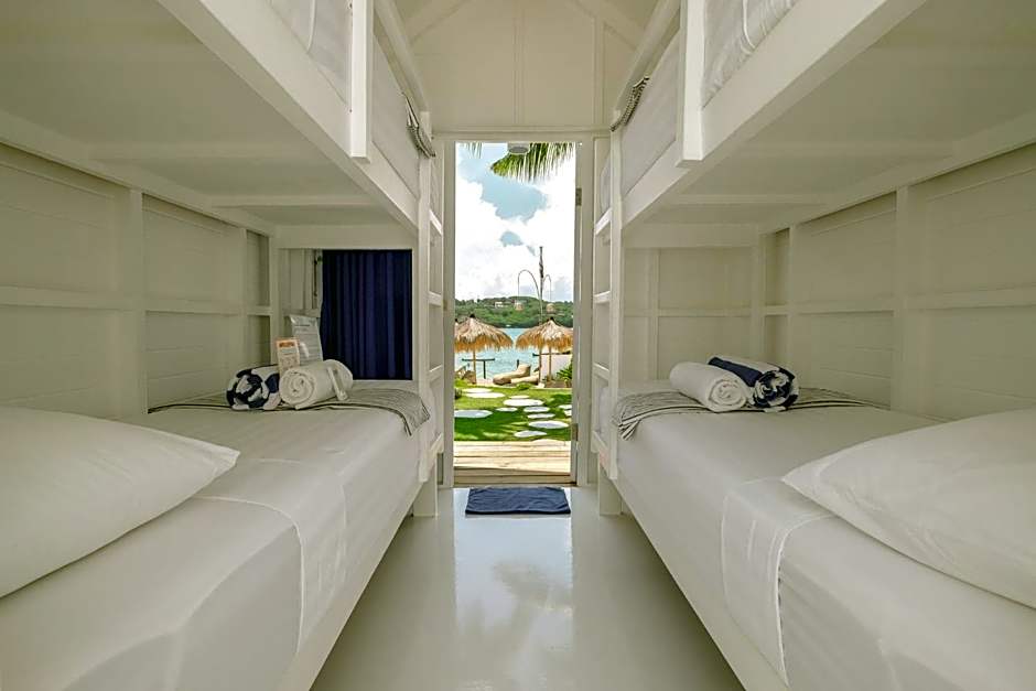 Le Pirate Beach Club Nusa Ceningan - Adults Only